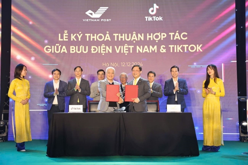 VietnamPost launches e-commerce platform for Vietnamese agricultural products