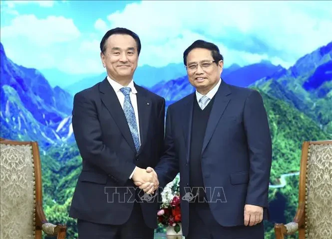 PM hopes for stronger cooperation between Vietnamese, Japanese localities