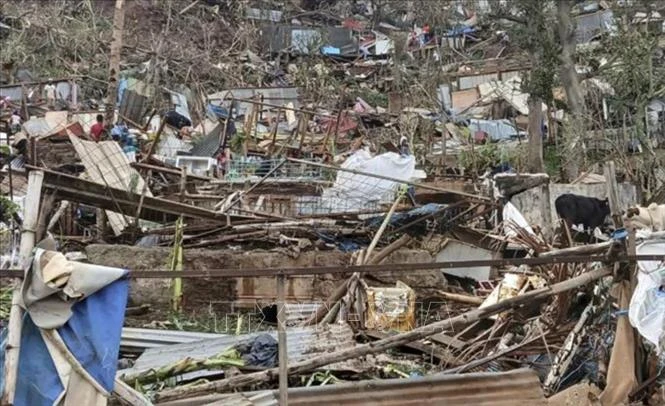 Leaders send sympathies after impact of Cyclone Chido on French territory