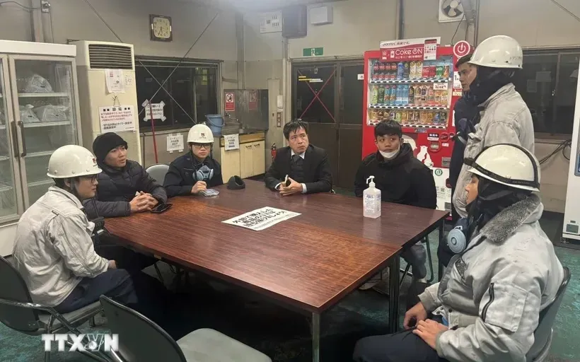 Embassy in Japan provides support for workers with owed wages