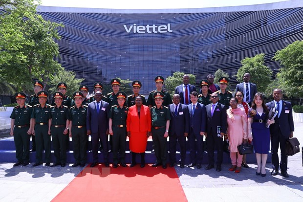 Vietnam-Mozambique renforcement de la coopération bilatérale dans les télécommunications