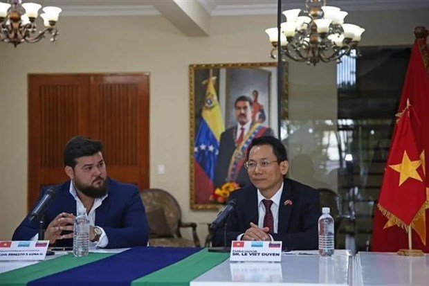 Renforcement de la coopération décentralisée entre le Vietnam et le Venezuela