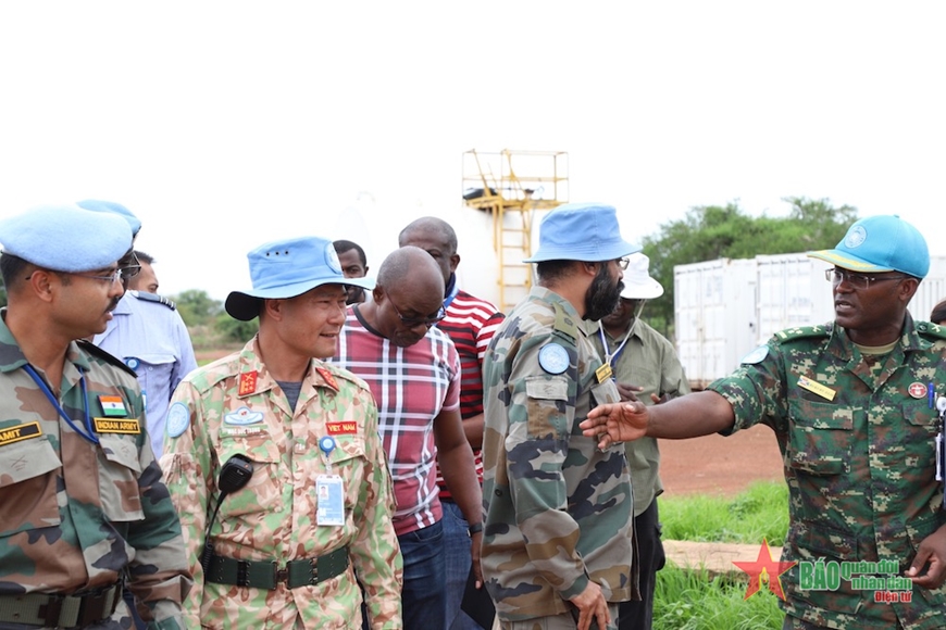 Maintien de la paix l Unité de génie militaire n°1 reçoit la mission dès son arrivée à Abyei
