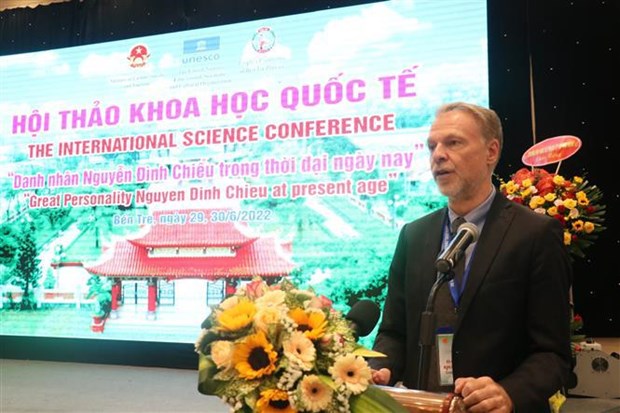 L histoire de la vie du poète Nguyên Dinh Chiêu est une inspiration pour toute l humanité