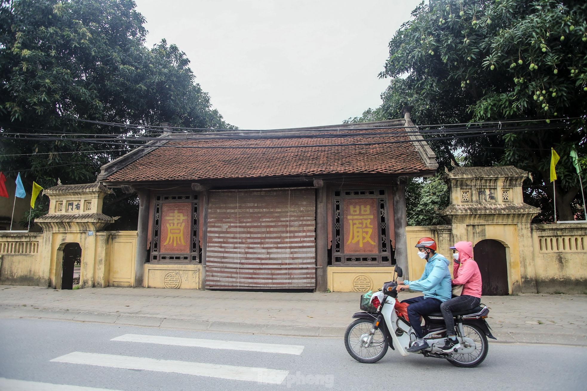 La beauté d un ancien village au cœur de Hanoï