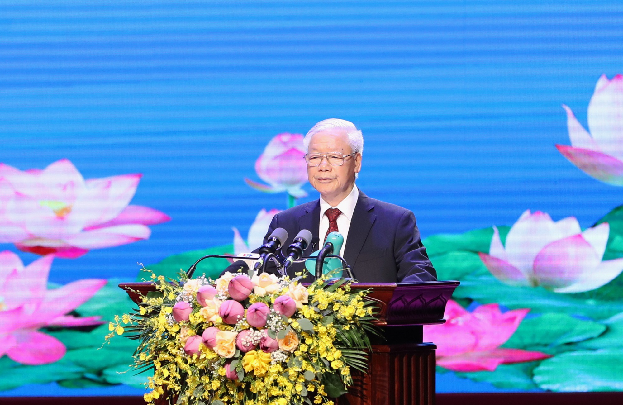 Le leader du Parti réaffirme les relations spéciales et uniques Vietnam-Laos