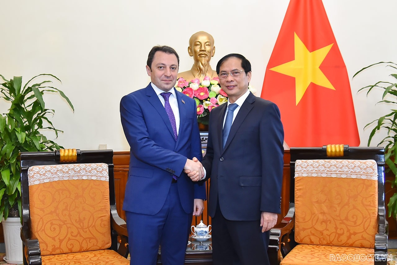 Renforcement de la coopération Vietnam-Azerbaïdjan