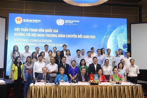 Le Vietnam définit trois piliers pour transformer son éducation