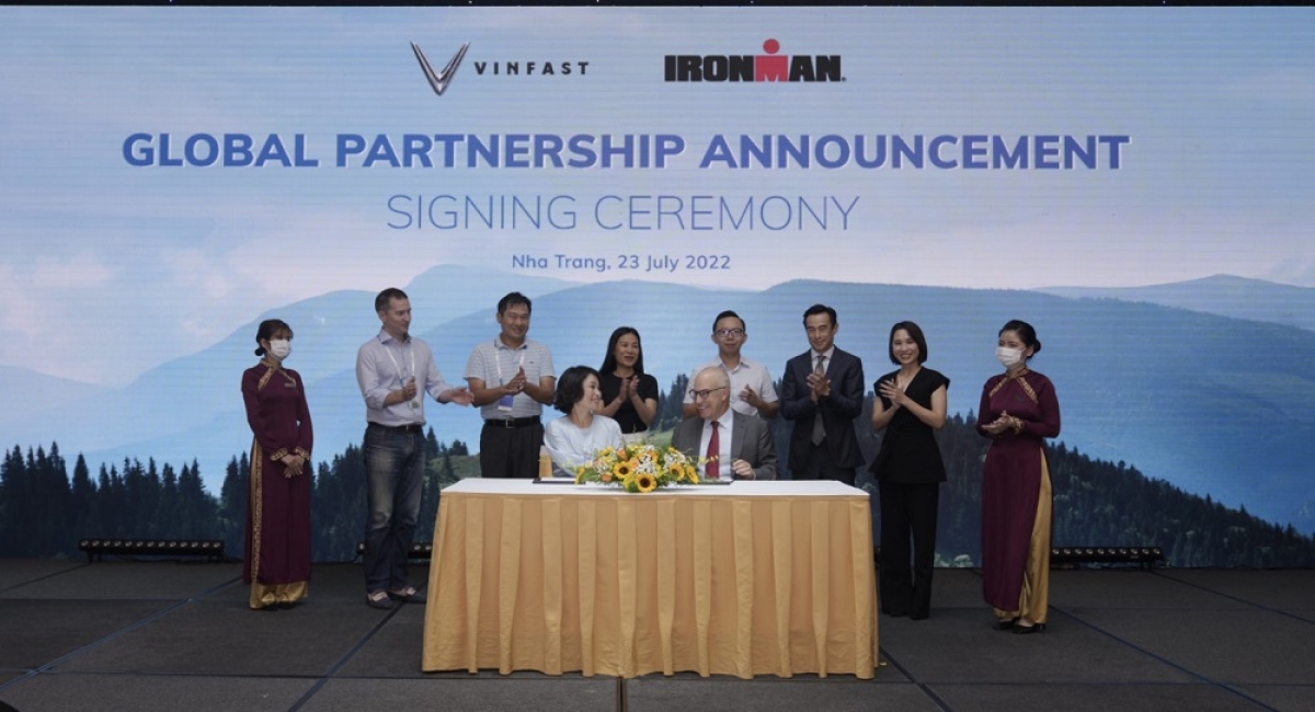 Vinfast et Ironman annoncent un partenariat mondial
