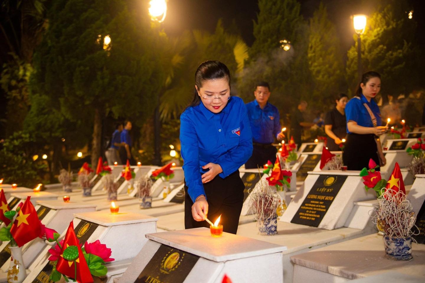 Le 27 juillet la jeunesse rend hommage aux héros morts pour la Patrie