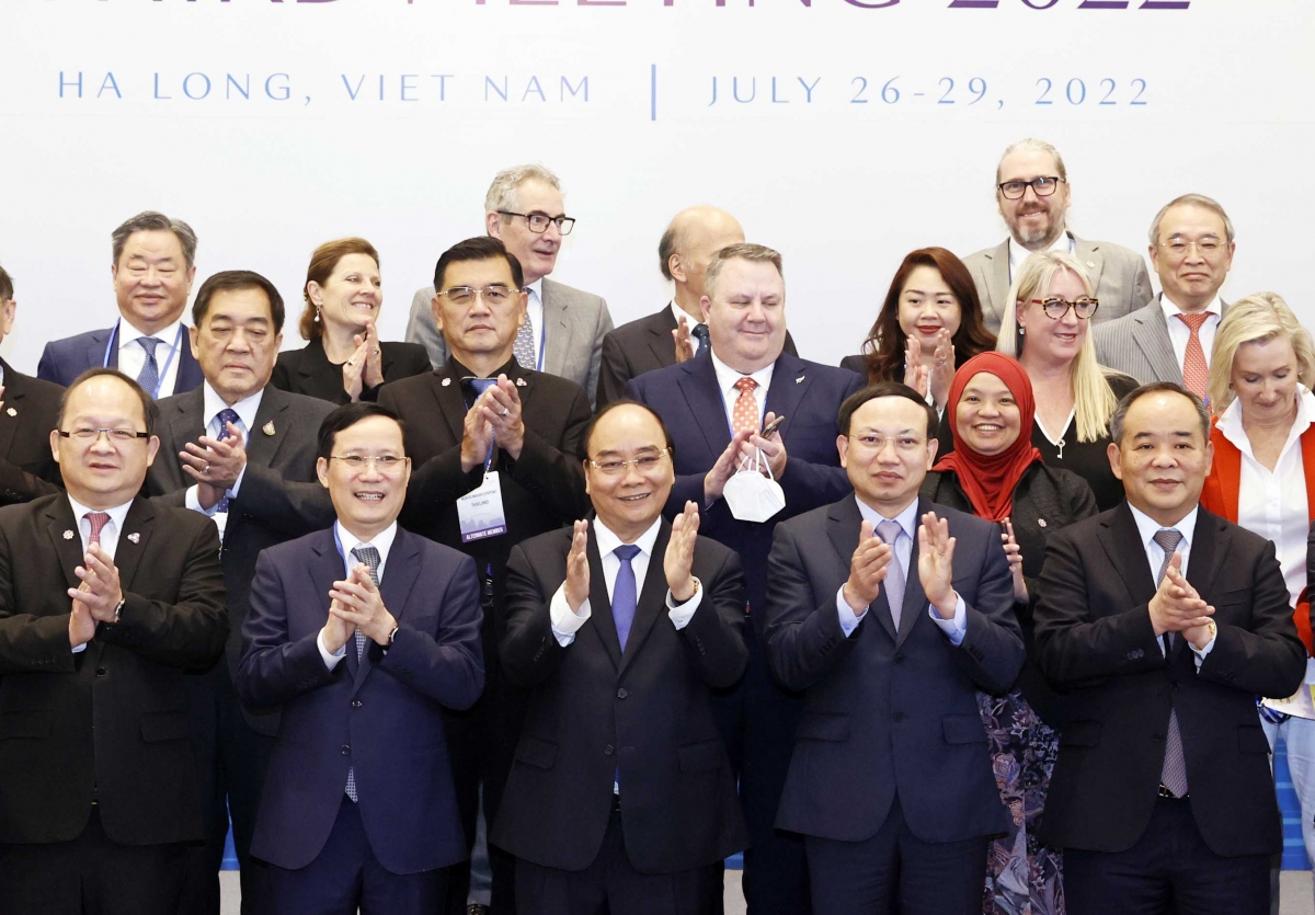 Le Vietnam salue toujours les investisseurs de l’APEC