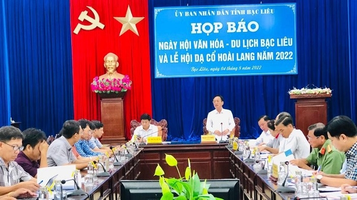 Bac Lieu vise le record national des 100 plats à base de crevettes et de sel