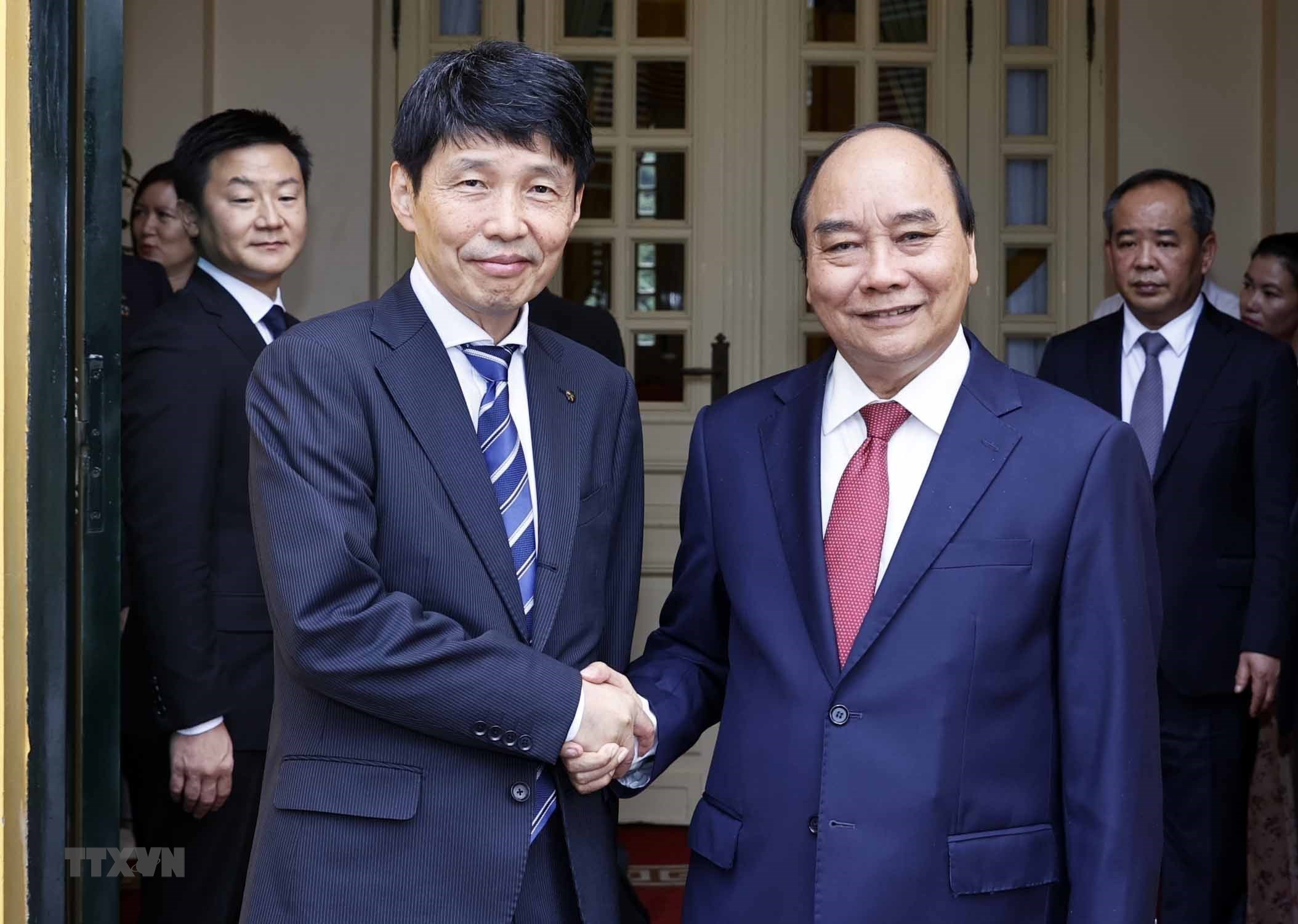 Le président Nguyên Xuân Phuc reçoit le gouverneur de la préfecture japonaise de Gunma