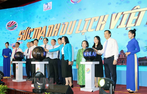 Croissance du tourisme international et reprise complète du tourisme au Vietnam