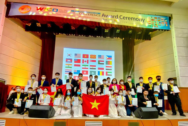 La délégation vietnamienne brille aux Jeux olympiques de l invention et de la créativité