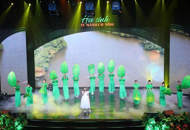 Spectacle à Hanoï pour les victimes de l’agent orange dioxine