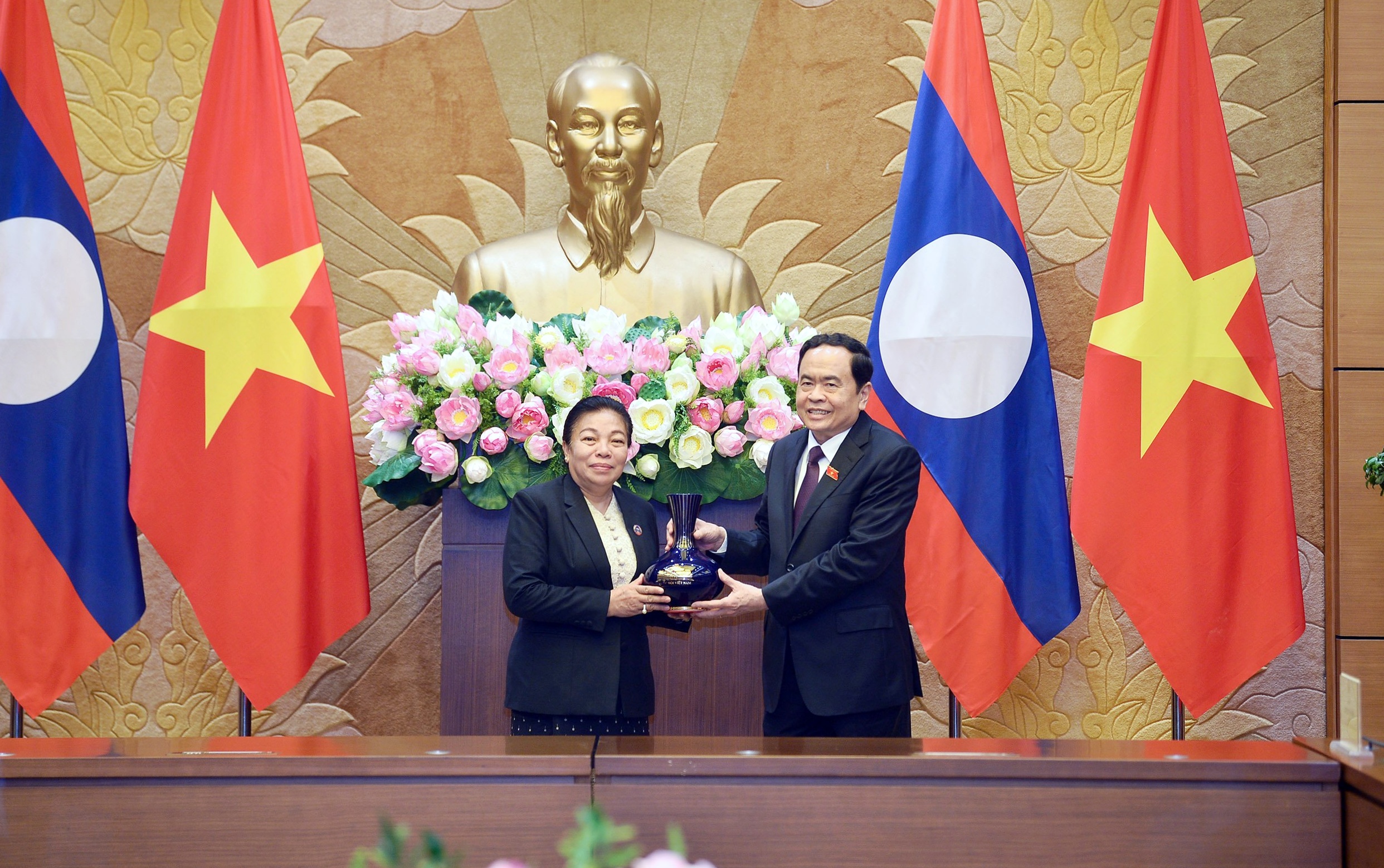 Vietnam - Laos Renforcement de la coopération entre les deux AN