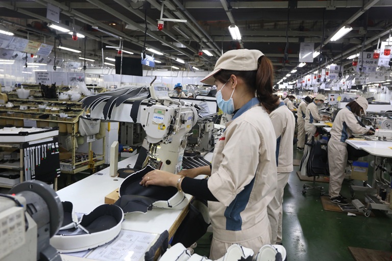 Excédent commercial de 21,42 milliards USD vers l Europe