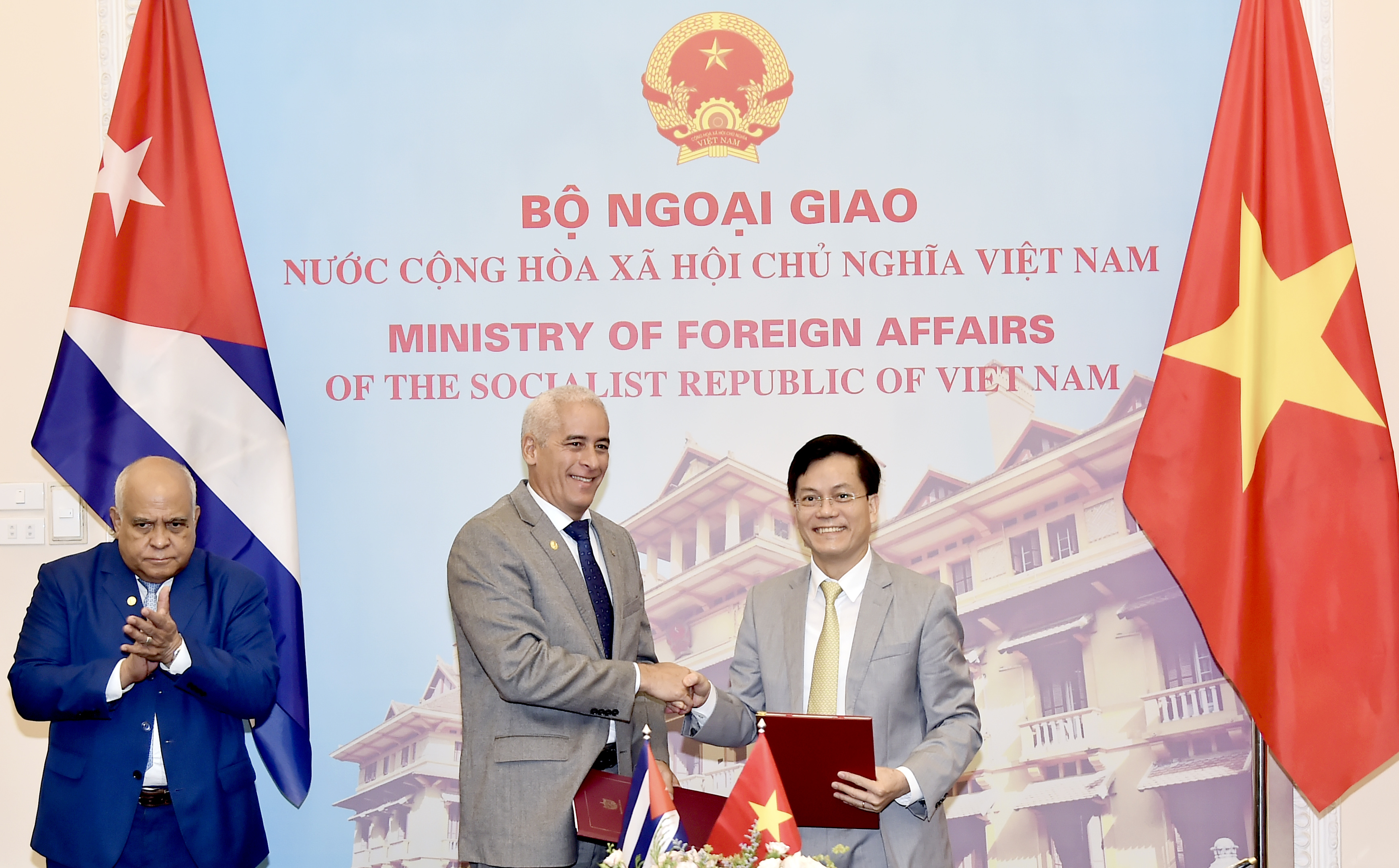 Renforcement des relations Vietnam-Cuba