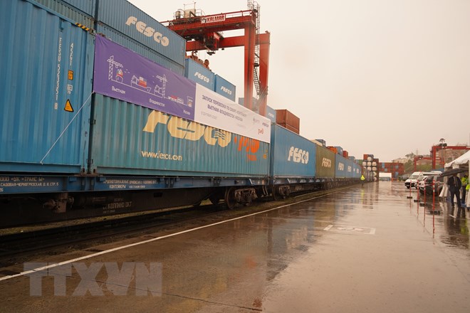 Relier officiellement la ligne maritime Vietnam - Vladivostosk à Moscou
