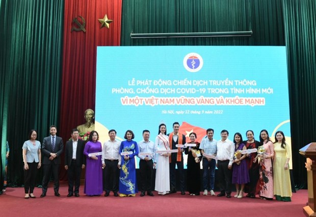 Lancement de la campagne de communication Pour un Vietnam fort et en bonne santé