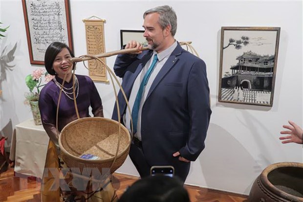 Ouverture de la Semaine culturelle vietnamienne en Hongrie