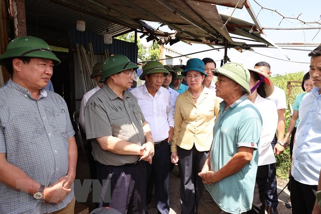 Le Premier ministre se rend à Ha Nam pour résoudre des difficultés dans la construction d’hôpitaux