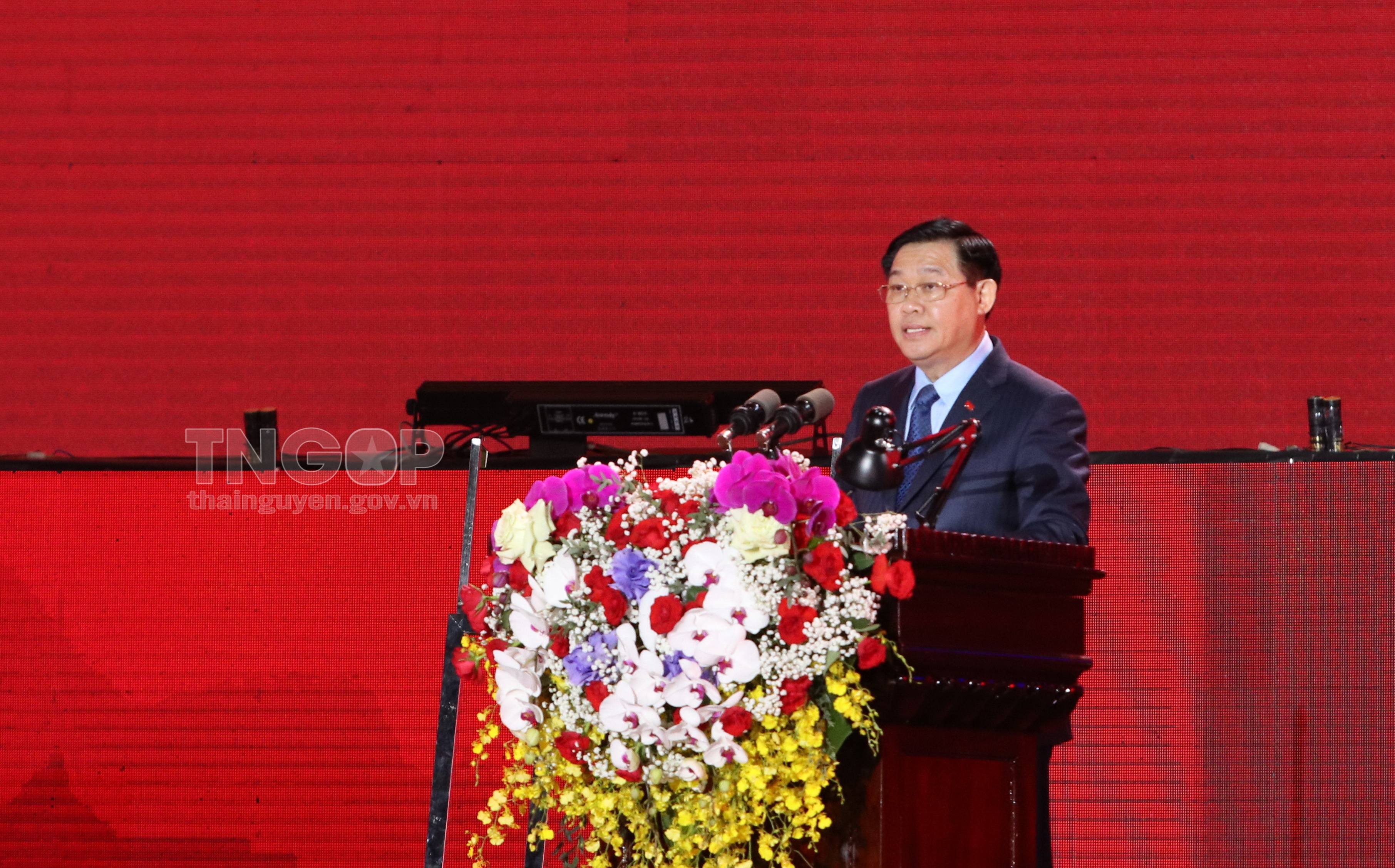 Le président de l’AN à la cérémonie pour annoncer la création de la ville de Phô Yên de Thai Nguyên