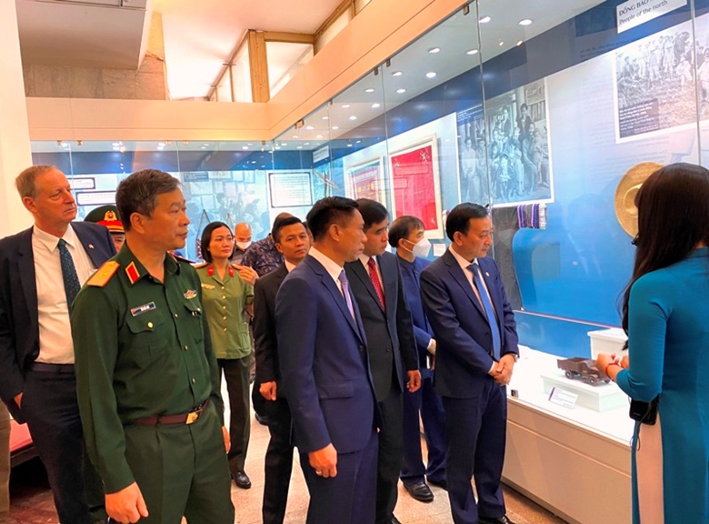 Ouverture de l’exposition thématique Chaque souvenir a une histoire