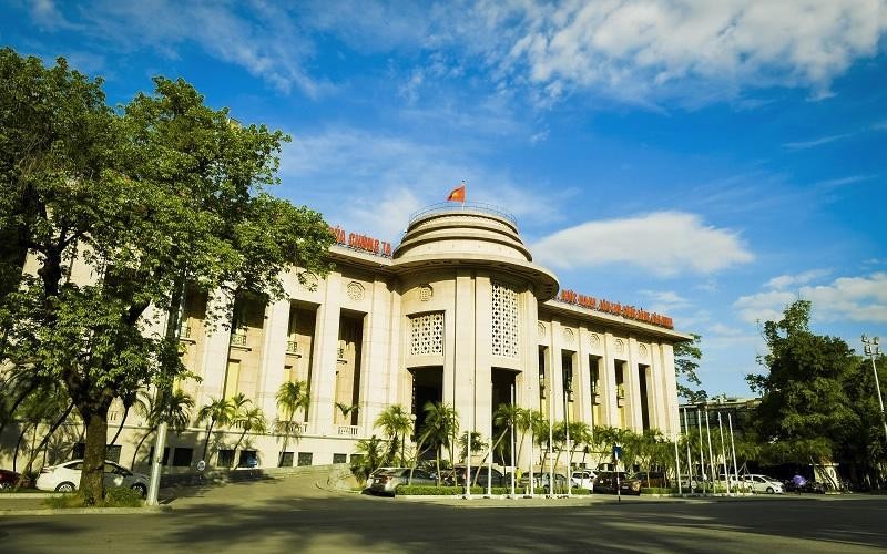 Taux de change La Banque d État étend l amplitude à 5