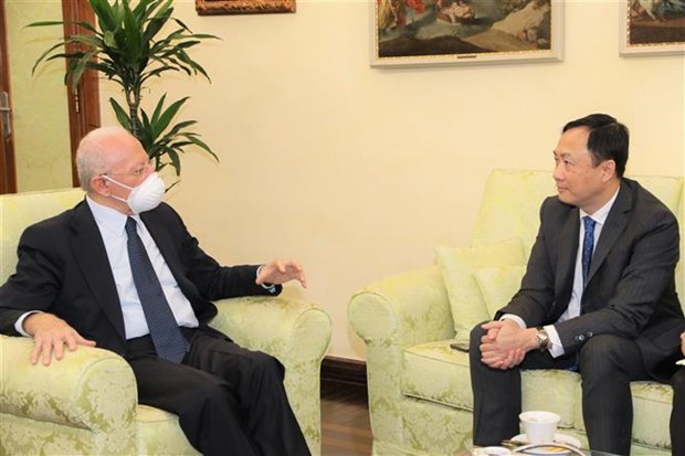 Le Vietnam promeut sa coopération dans l investissement avec la région de Campanie Italie