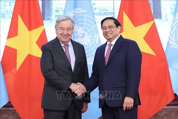 Le PM Pham Minh Chinh reçoit le secrétaire général de l’ONU Antonio Guterres