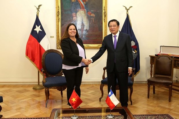 Une délégation du Parti communiste du Vietnam en visite de travaille au Chili