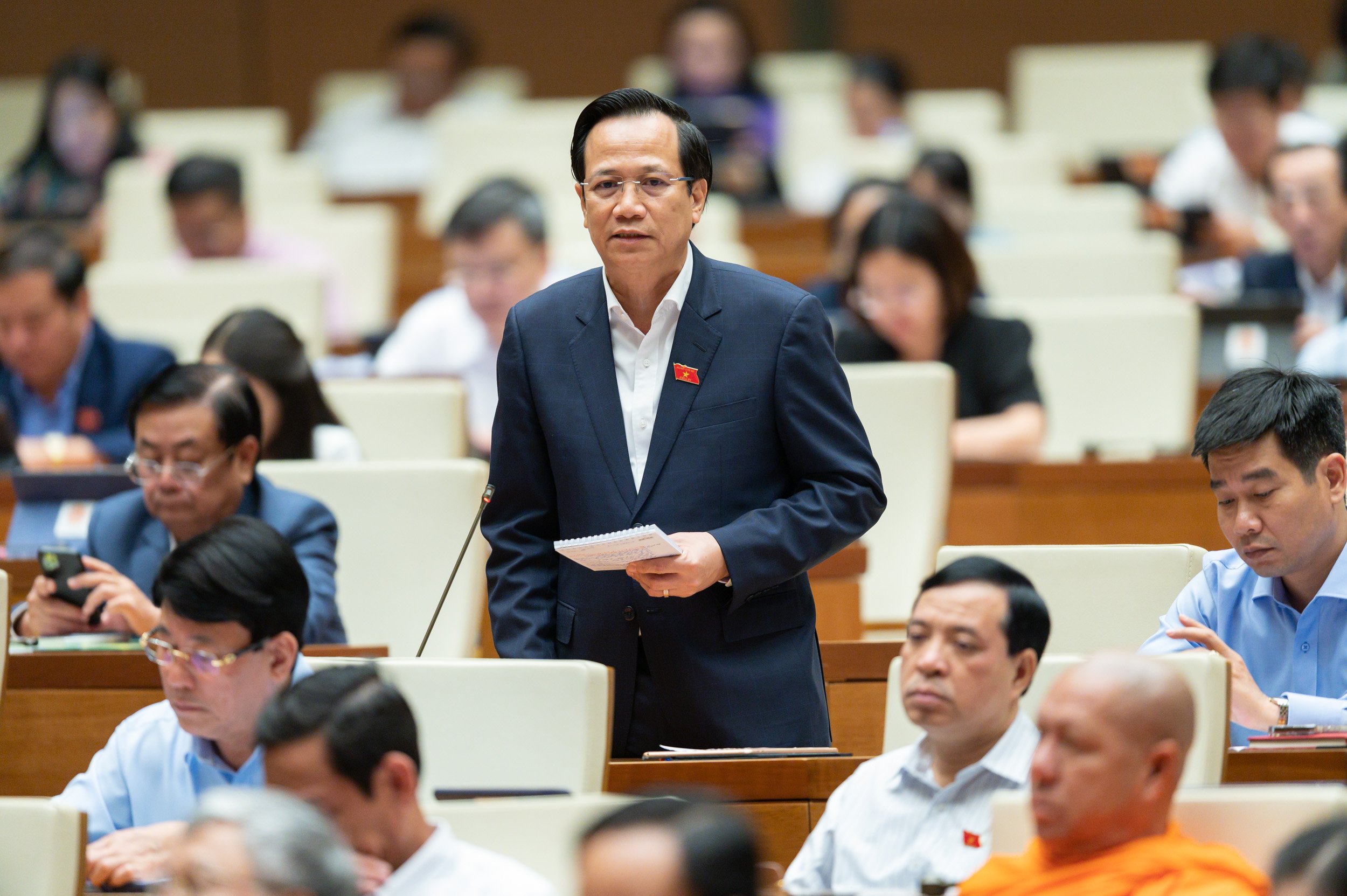 Le ministre Dào Ngoc Dung fait le point sur la sécurité sociale et la main-d’œuvre