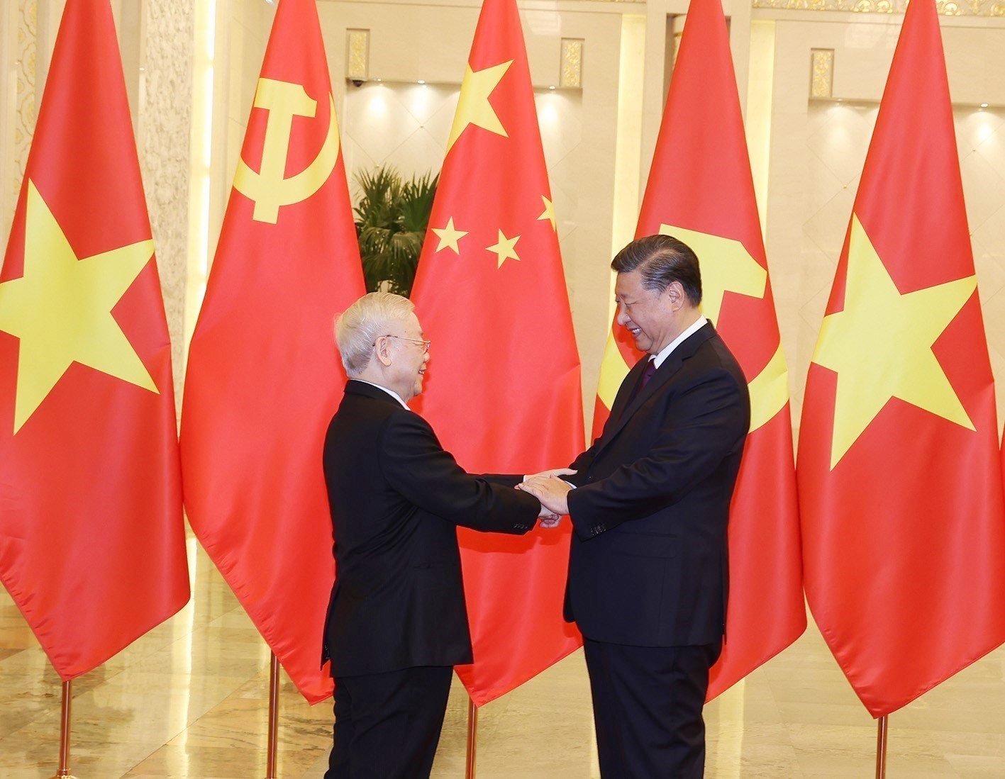 Les leaders vietnamien et chinois s’engagent à porter les liens à une nouvelle hauteur