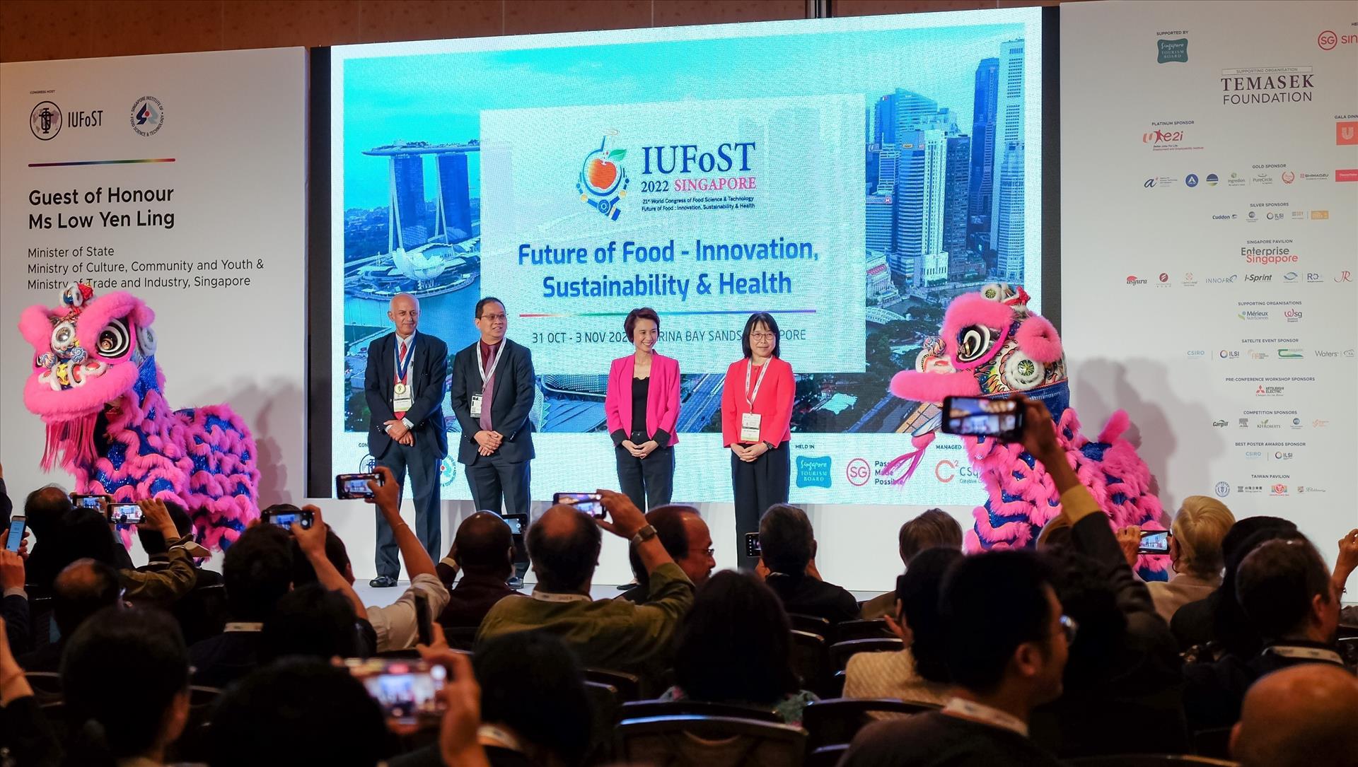 Le Vietnam au 21e Congrès mondial des sciences et des technologies alimentaires à Singapour