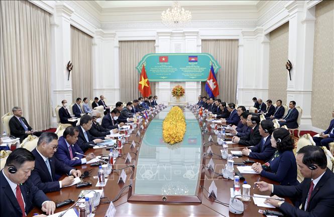 Vietnam-Cambodge Entretien entre Pham Minh Chinh et Samdech Techo Hun Sen
