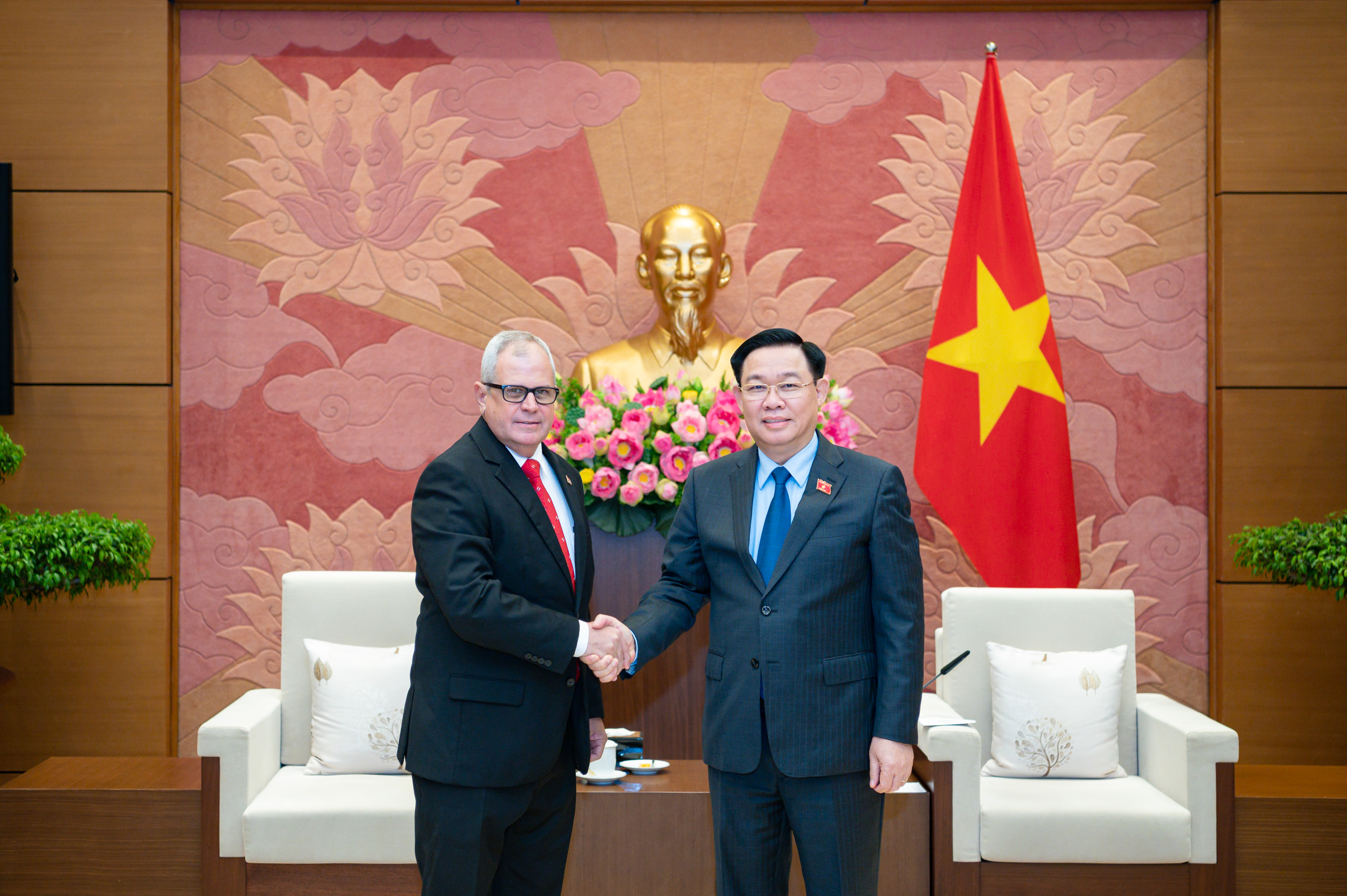 Promouvoir la coopération parlementaire Vietnam - Cuba