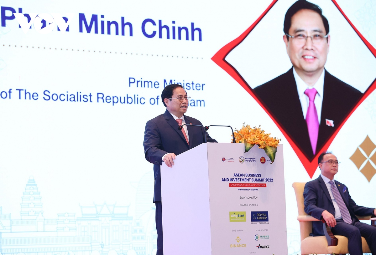 Le Premier ministre Pham Minh Chinh au Sommet des affaires et de l investissement de l ASEAN 2022
