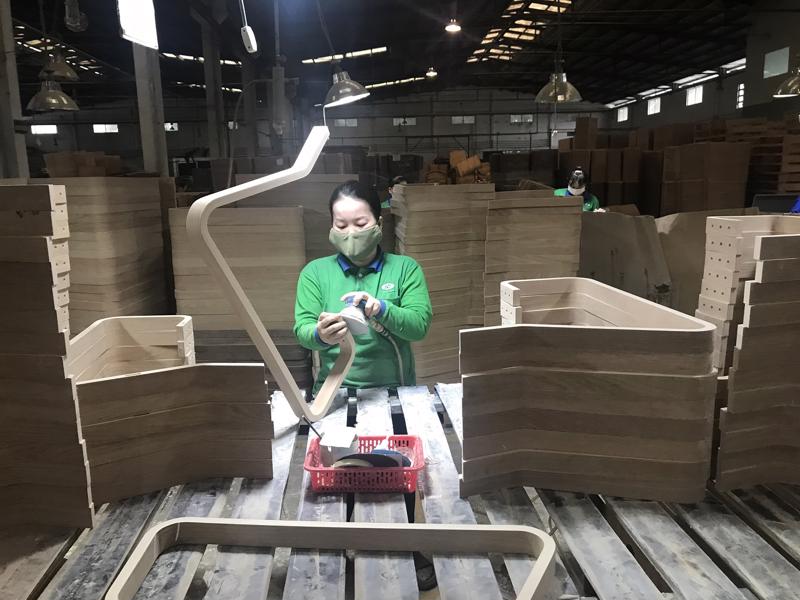 Industrie du bois exportation de granulés en croissance, de meubles en bois en baisse