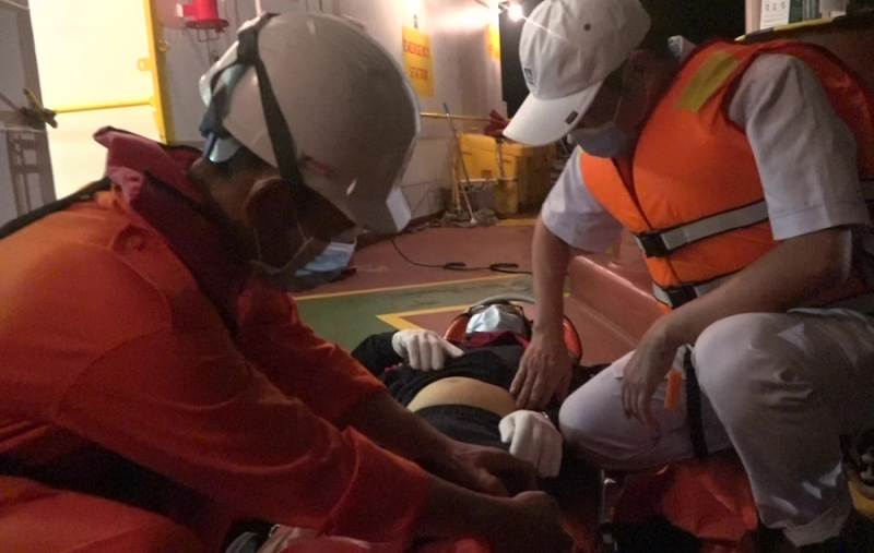 Un marin malade d’un navire sous le pavillon de Marshall Islands sauvé en mer
