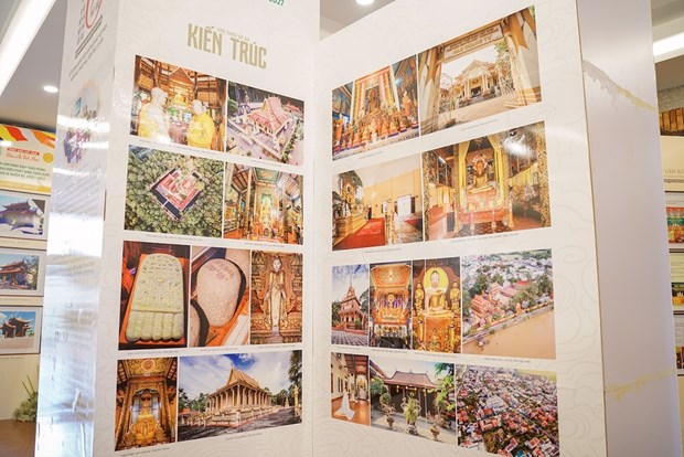 Vernissage de l exposition Bouddhisme vietnamien - Empreinte de l égalité