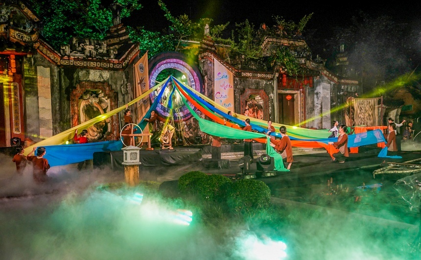 Hoi An scintillante et séduisante aux couleurs de la soie