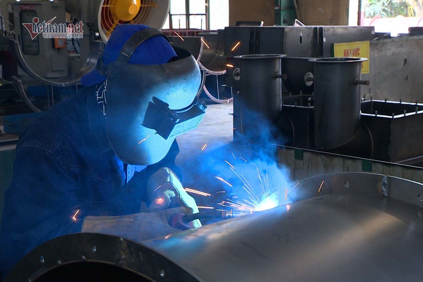 11 mois l industrie manufacturière représente près de la moitié des investissements vietnamiens à l étranger