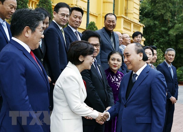 Le président reçoit des représentants d’organisations de Sud-Coréens au Vietnam