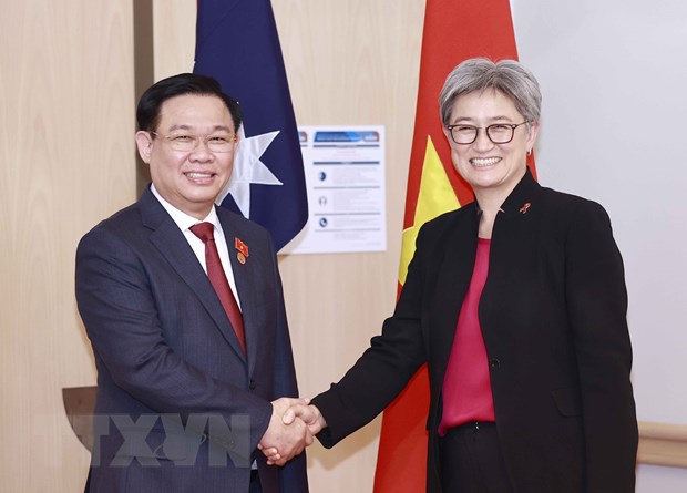 Le président de l’AN du Vietnam reçoit la cheffe de la diplomatie australienne