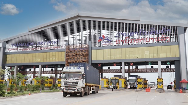 Les échanges commerciaux Vietnam-Laos enregistrent une hausse en dix mois