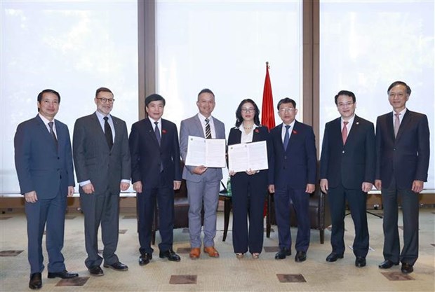 L’Académie de l’agriculture du Vietnam et 4Ways Fresh scellent leur coopération