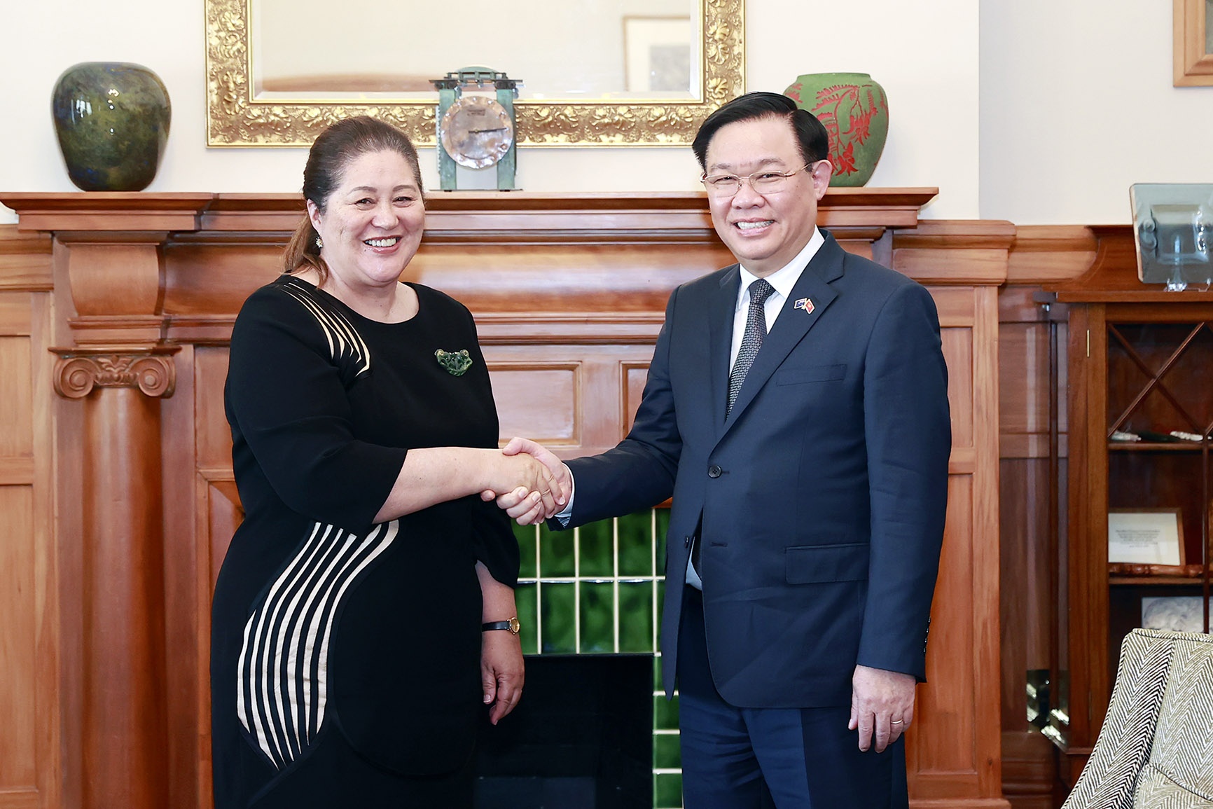Le président de l Assemblée nationale rencontre la gouverneure générale de la Nouvelle-Zélande