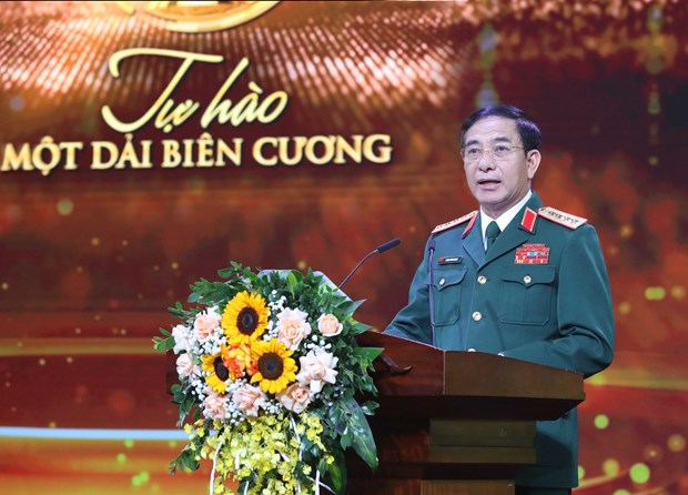 Fierté d une bande frontalière suscite le patriotisme et la fierté nationale